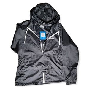 Columbia wind breaker